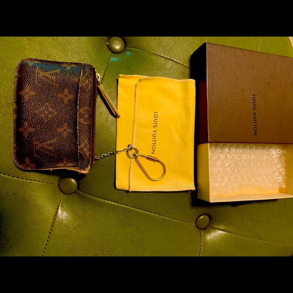 Louis Vuitton I. Rue Scribe Paris Key Chain - Picture 1 of 5